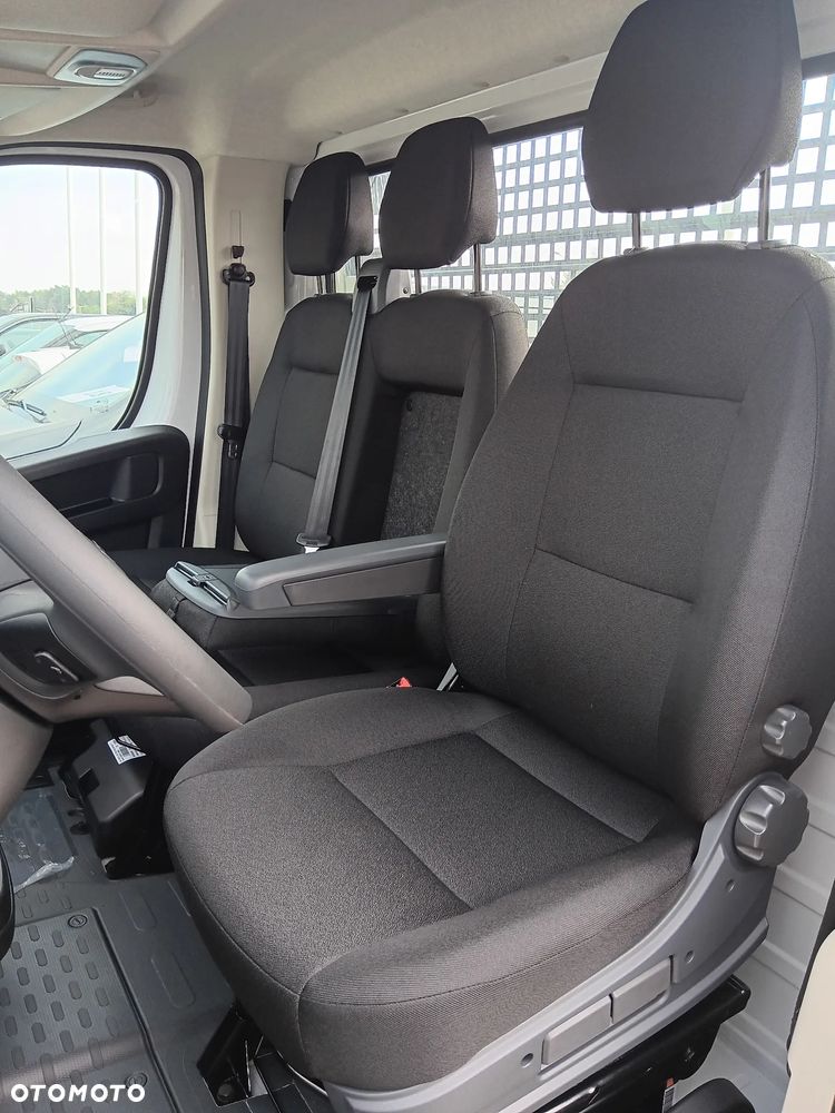 Opel Movano Załogowe ze skrzynią fabryczną - 5