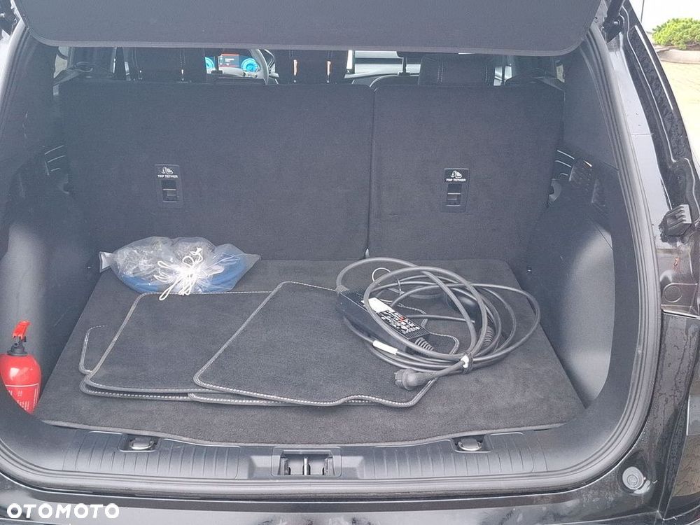 Ford Kuga - 11