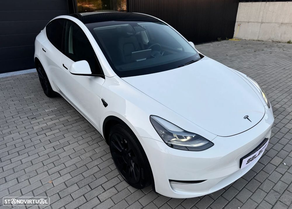 Tesla Model Y Long Range Dual Motor AWD - 6