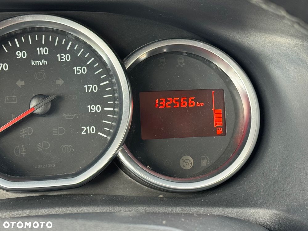 Dacia Sandero - 30