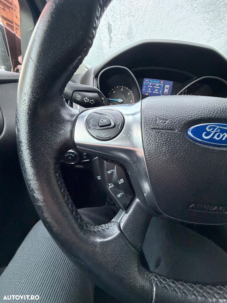 Ford Focus 1.6 TDCI DPF Titanium - 13