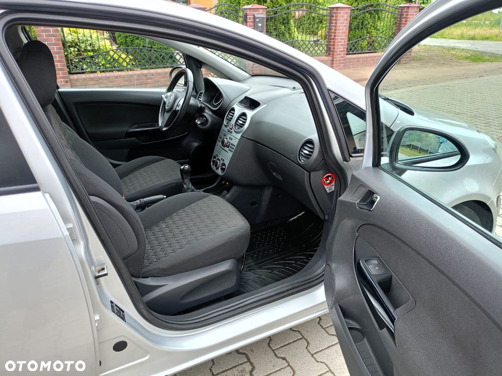 Opel Corsa - 12