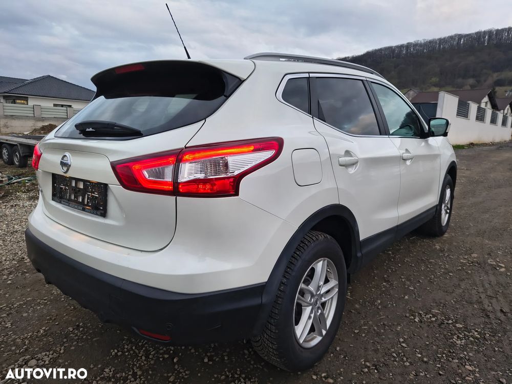 Nissan Qashqai - 4