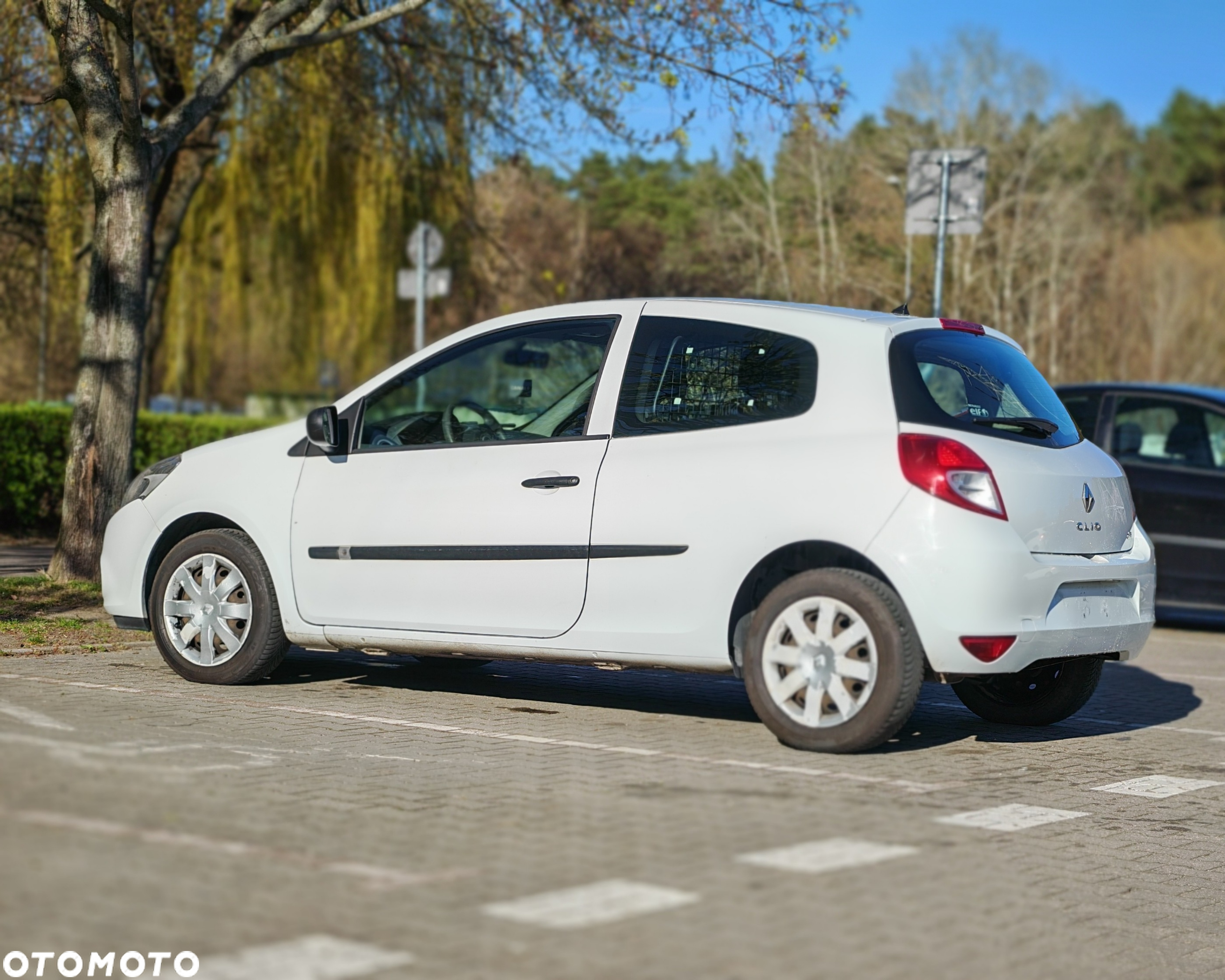 Renault Clio - 2