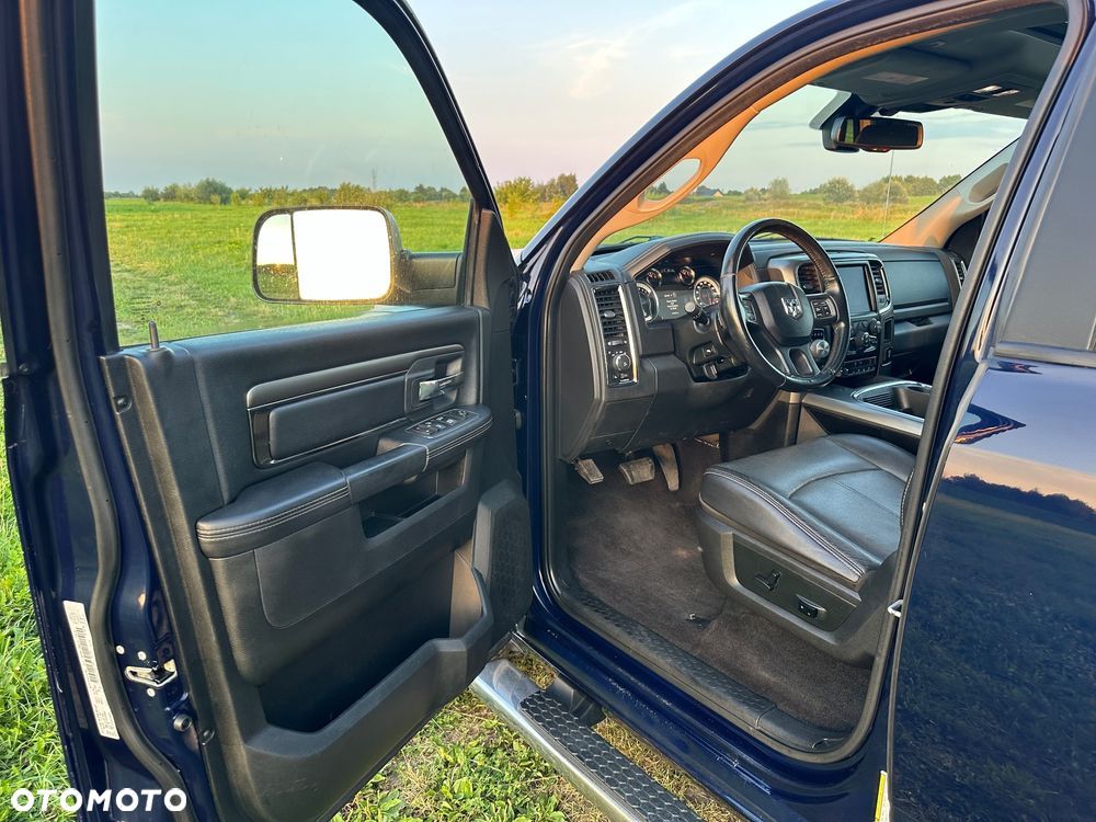 Dodge RAM 1500 5.7 4x4 - 10