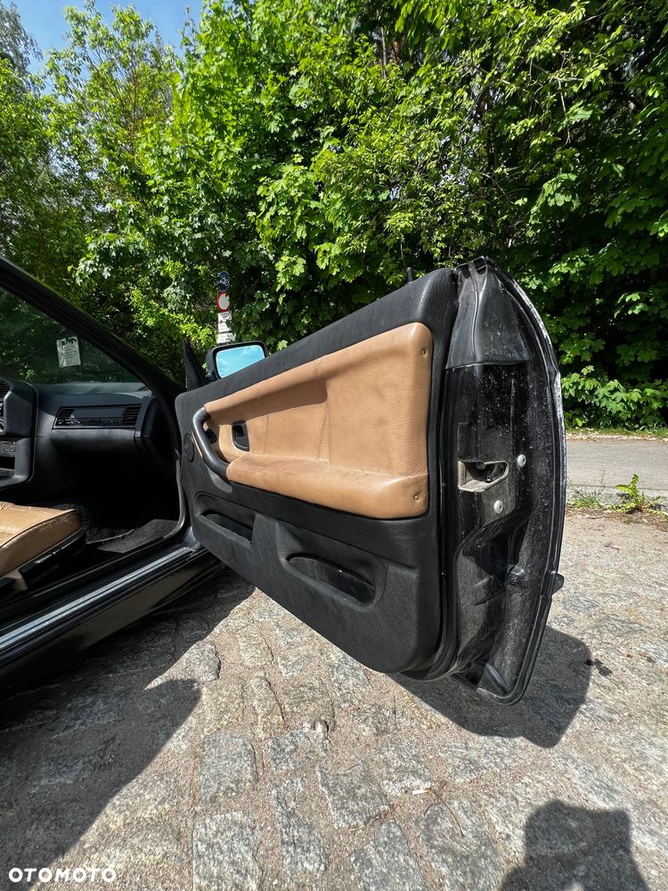 BMW Seria 3 325i - 19