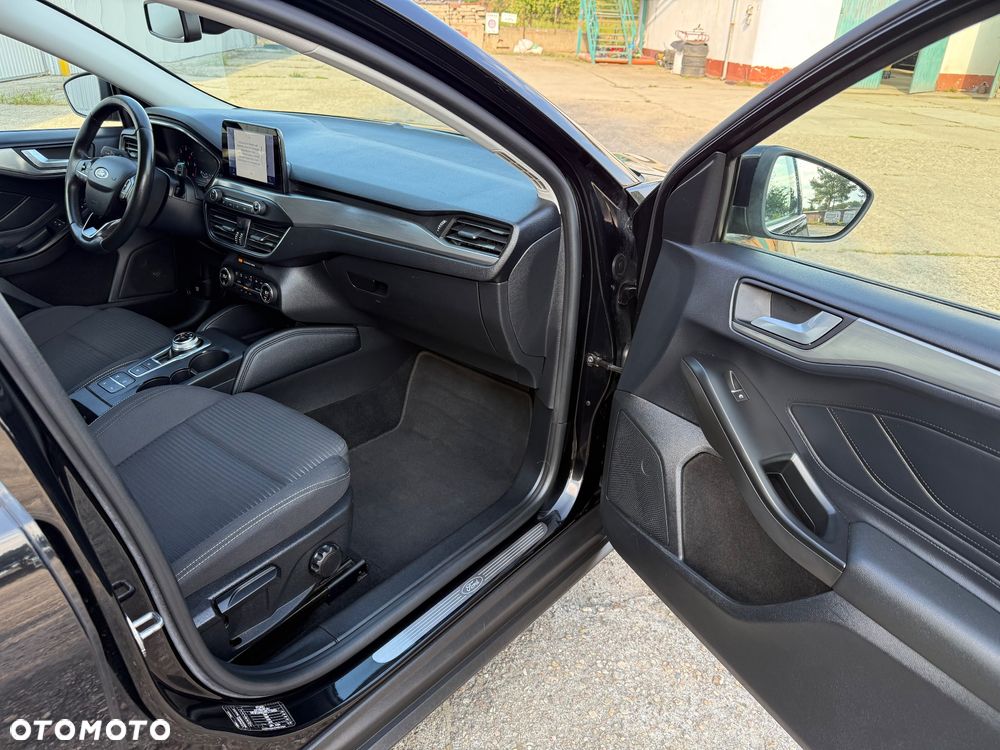 Ford Focus 1.5 EcoBlue Start-Stopp-System TITANIUM - 16