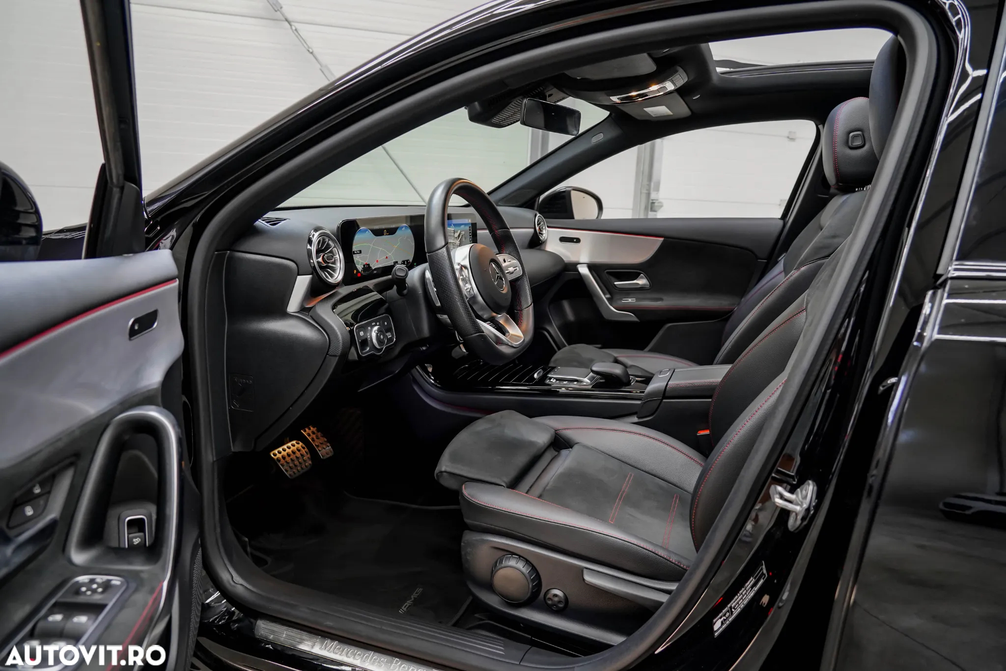 Mercedes-Benz A 180 7G-DCT AMG Line - 7