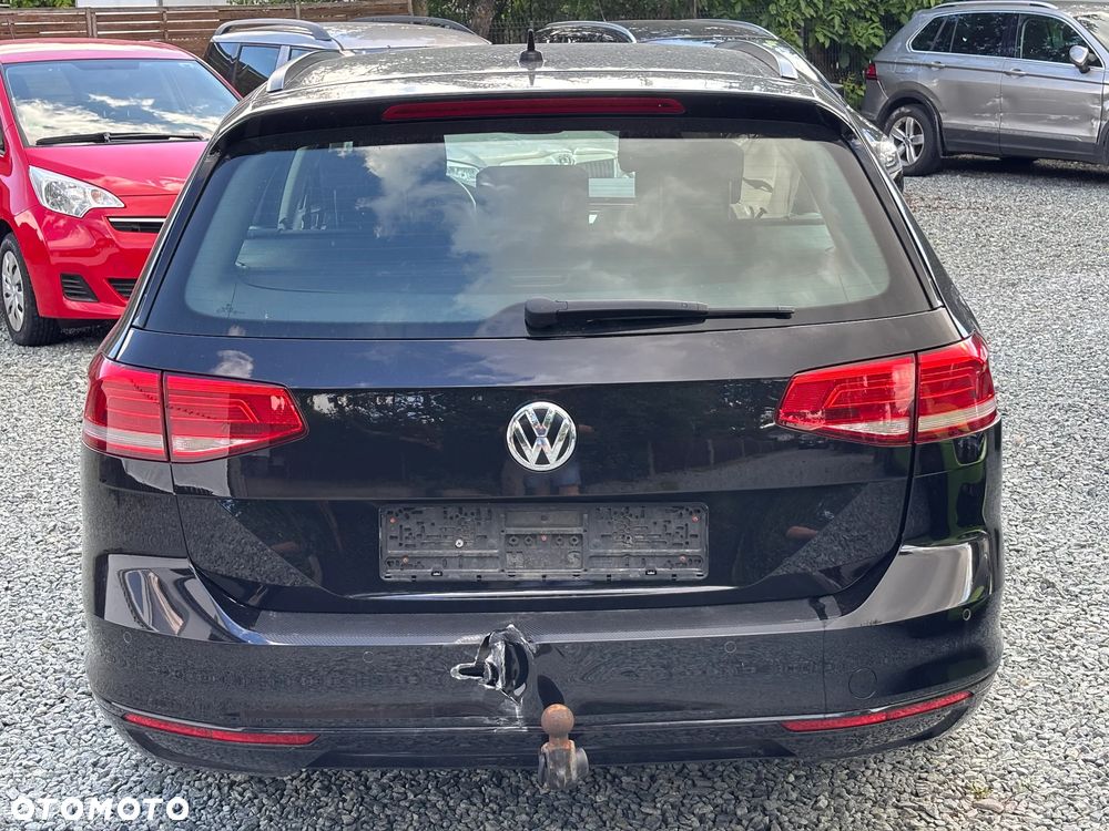 Volkswagen Passat Variant 2.0 TDI DSG (BlueMotion Technology) Comfortline - 9