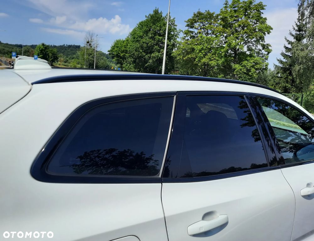 Volvo XC 60 B4 B R-Design - 15