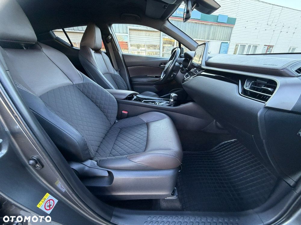 Toyota C-HR - 35