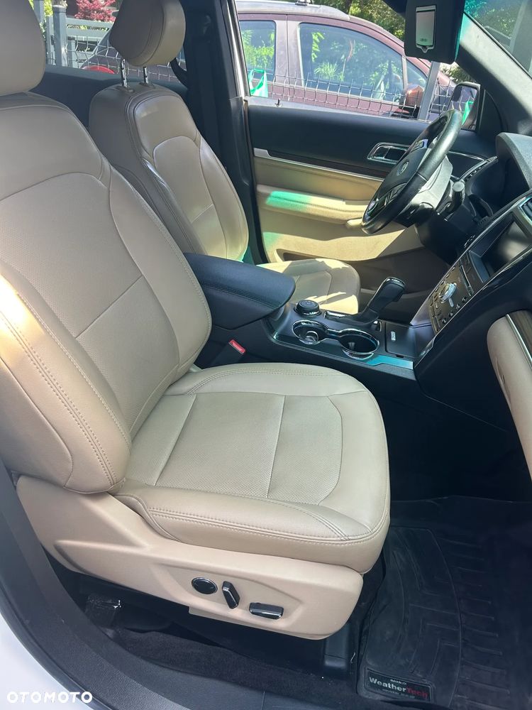 Ford Explorer - 7