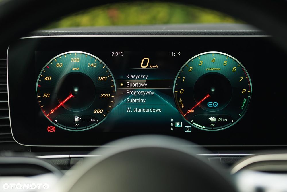 Mercedes-Benz GLE - 32