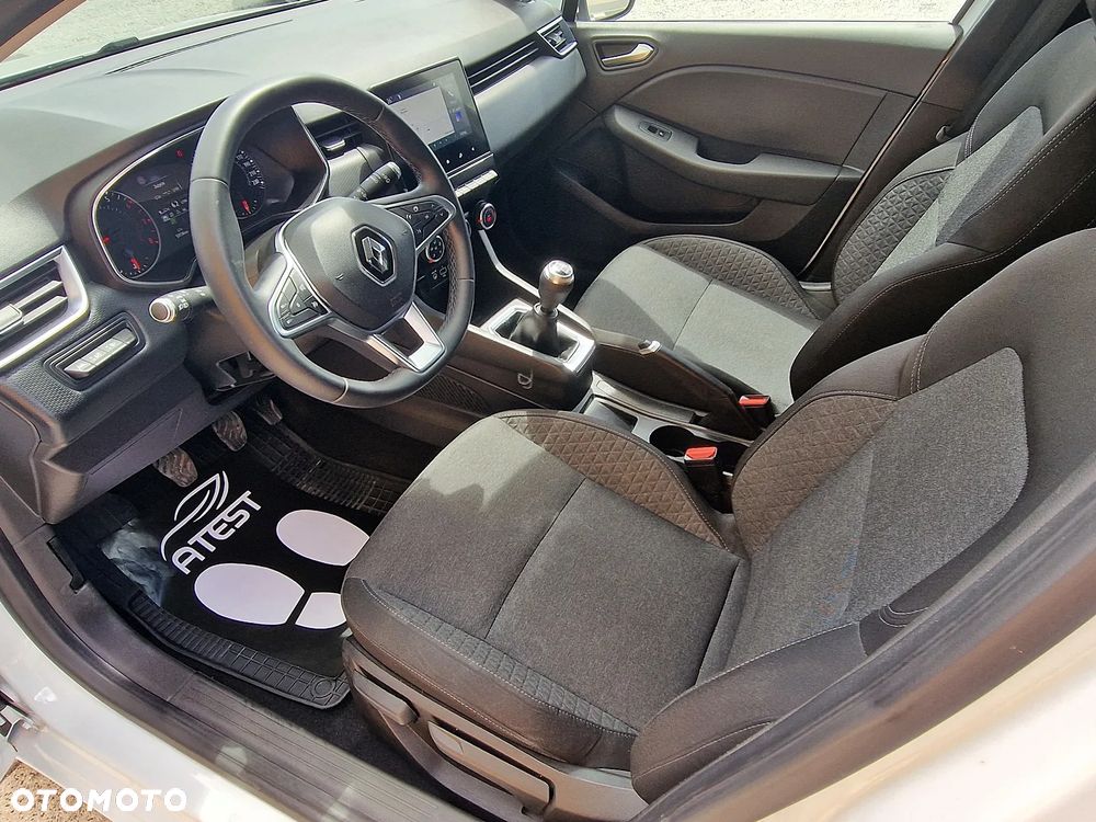 Renault Clio - 8
