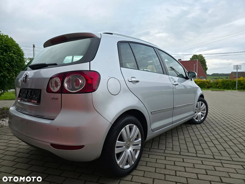 Volkswagen Golf - 4