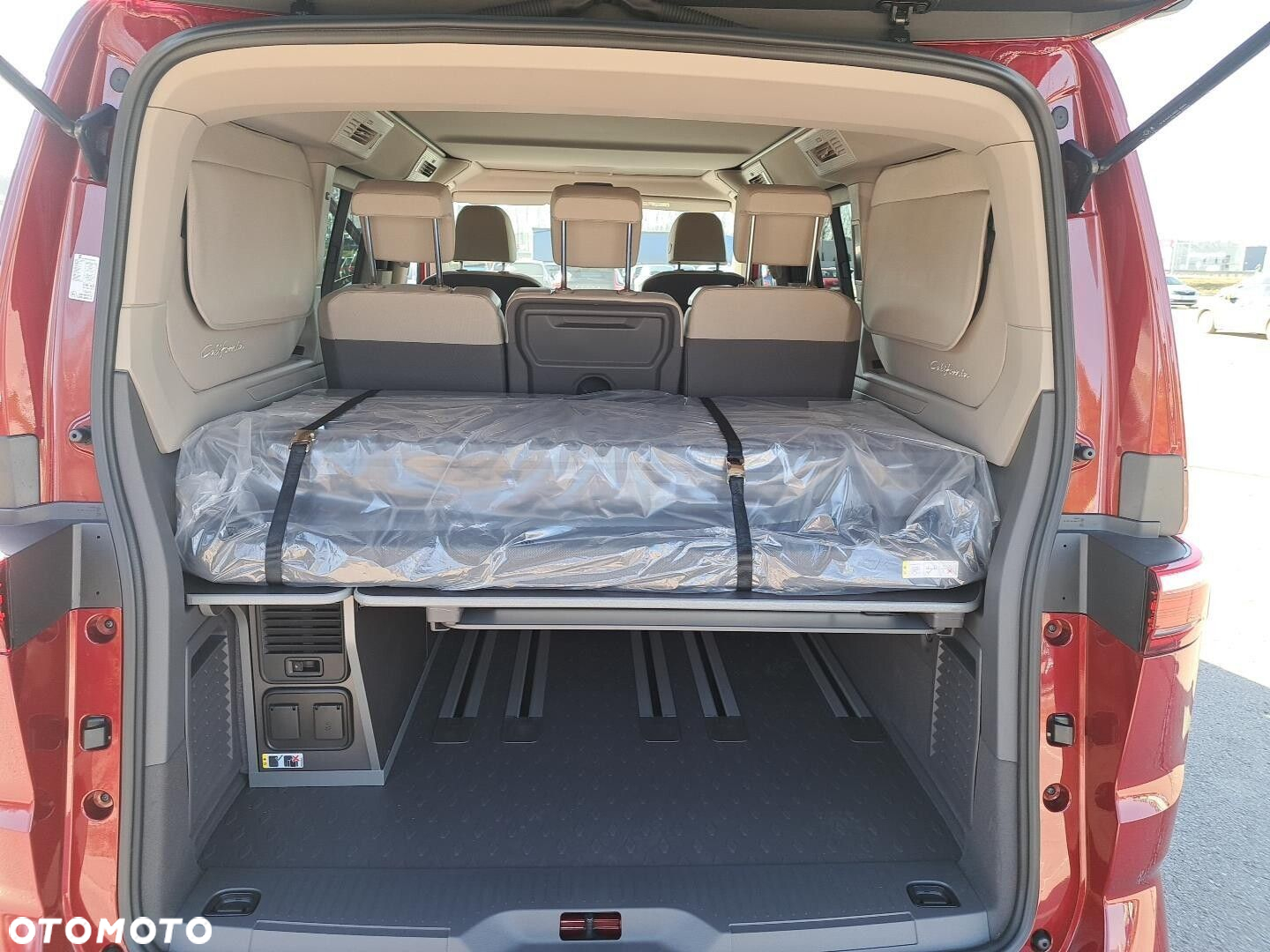 Volkswagen California - 17