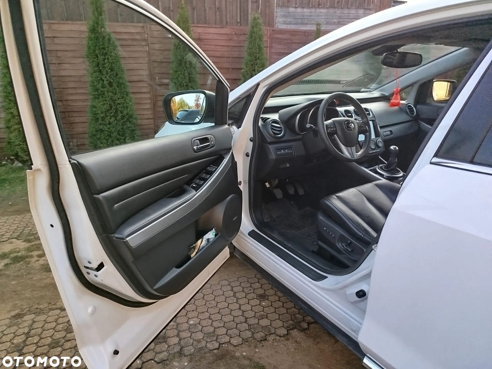 Mazda CX-7 2.2 CD Exclusive + - 7