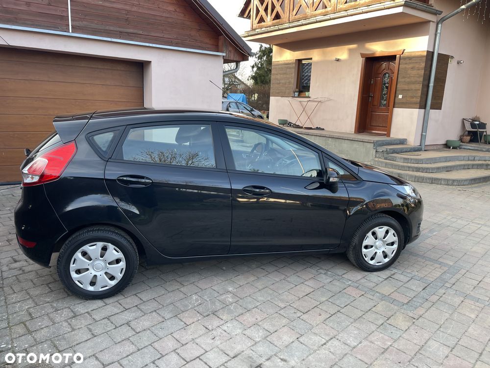 Ford Fiesta 1.25 Champions Edition - 4
