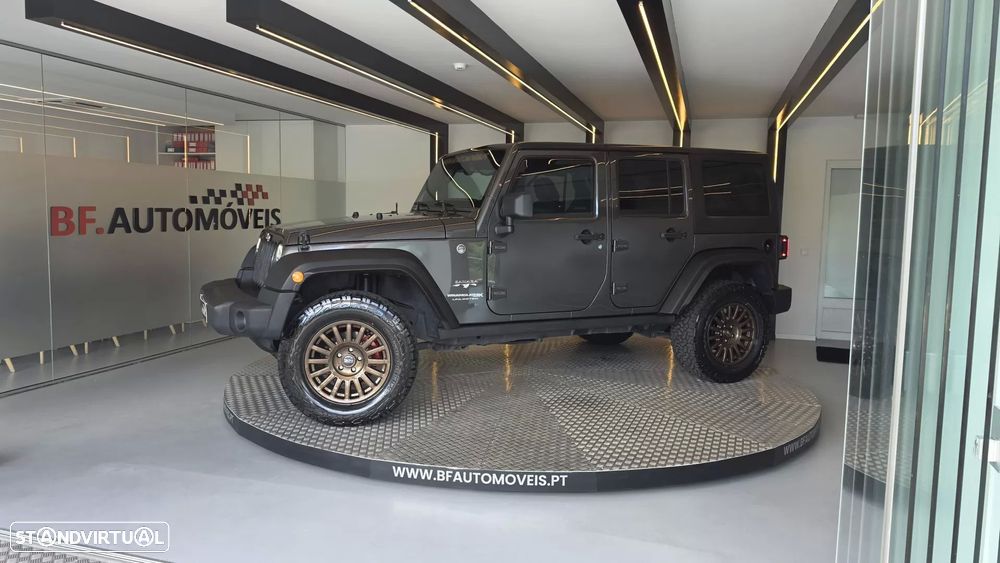 Jeep Wrangler Unlimited 2.8 CRD Sahara AT - 15