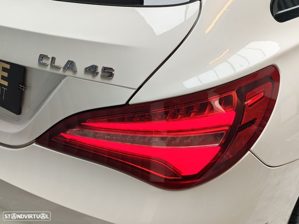Mercedes-Benz CLA 45 AMG 4Matic Speedshift 7G-DCT - 23