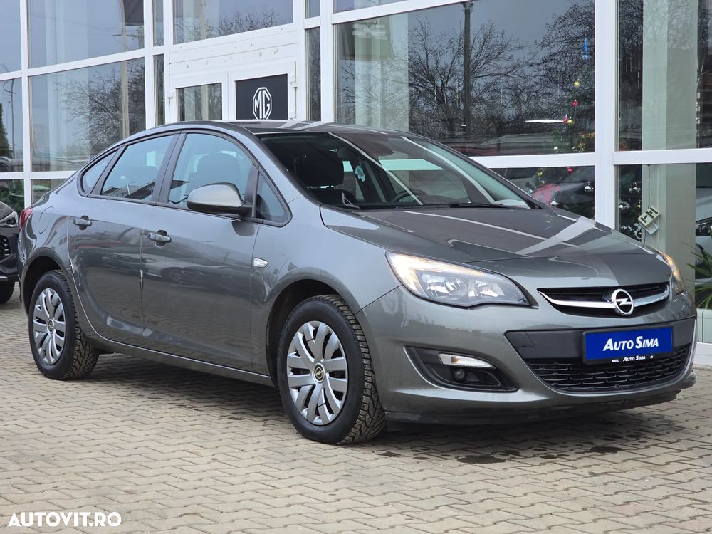 Opel Astra - 2