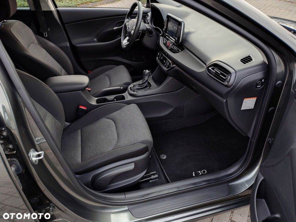Hyundai i30 - 27