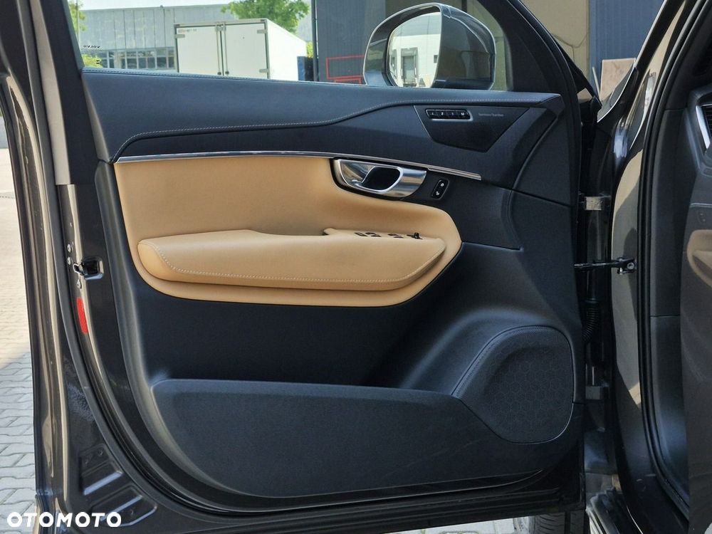 Volvo XC 90 B5 D AWD Inscription - 19