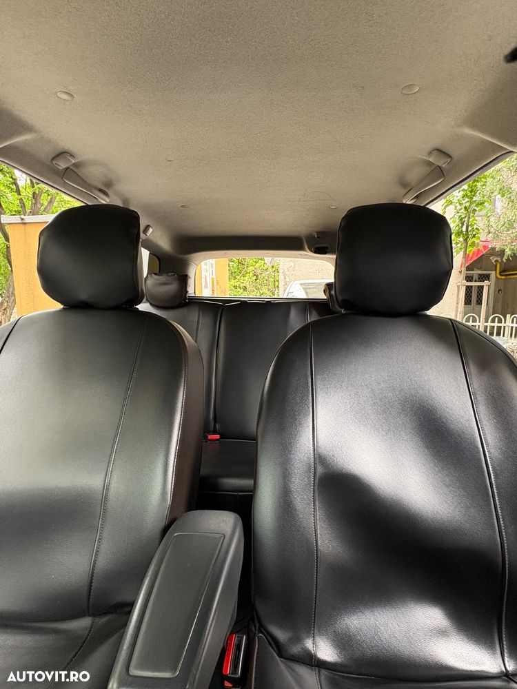 Dacia Logan MCV 0.9 TCe 90 CP Prestige - 12