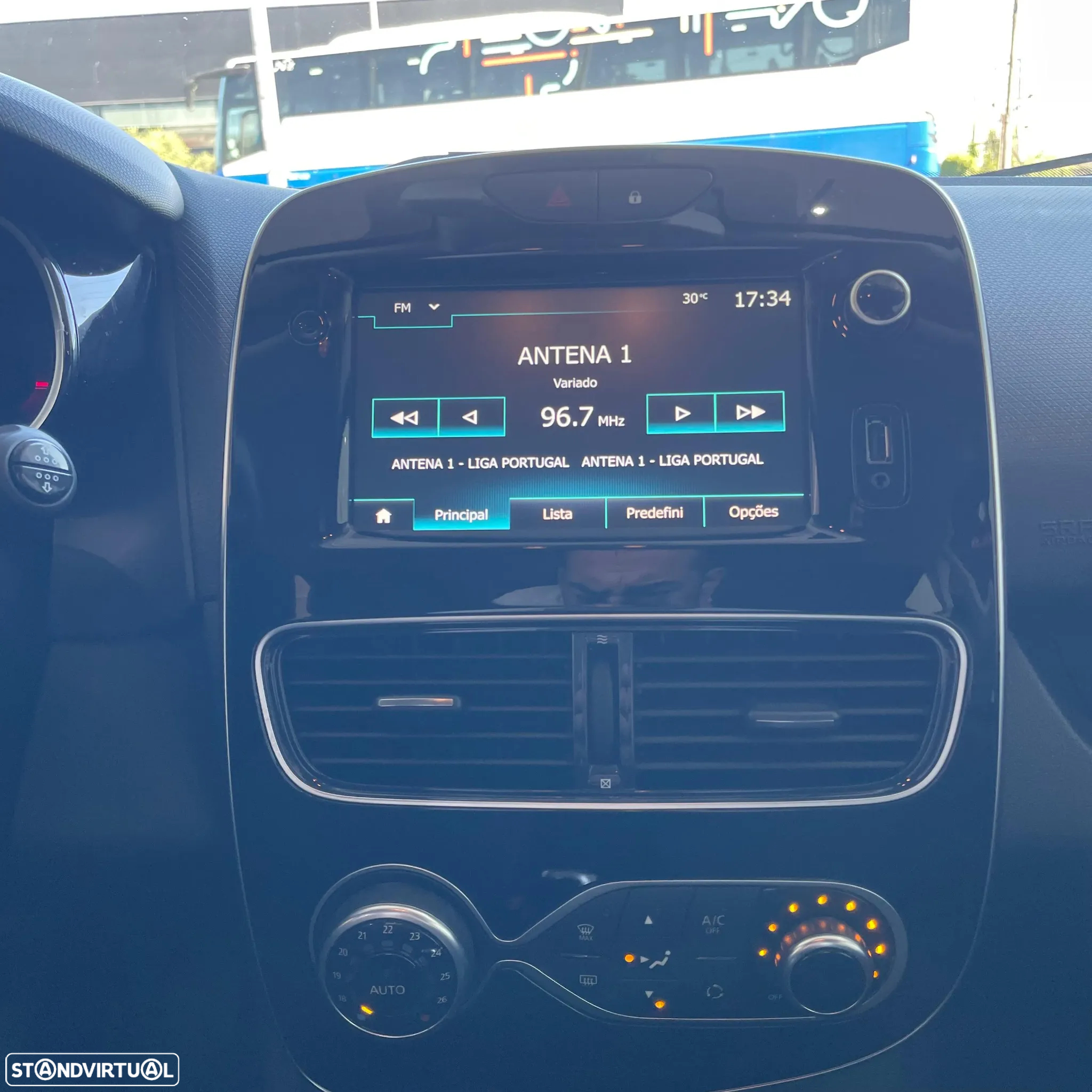 Renault Clio (Energy) TCe 90 Start & Stop LIMITED - 16