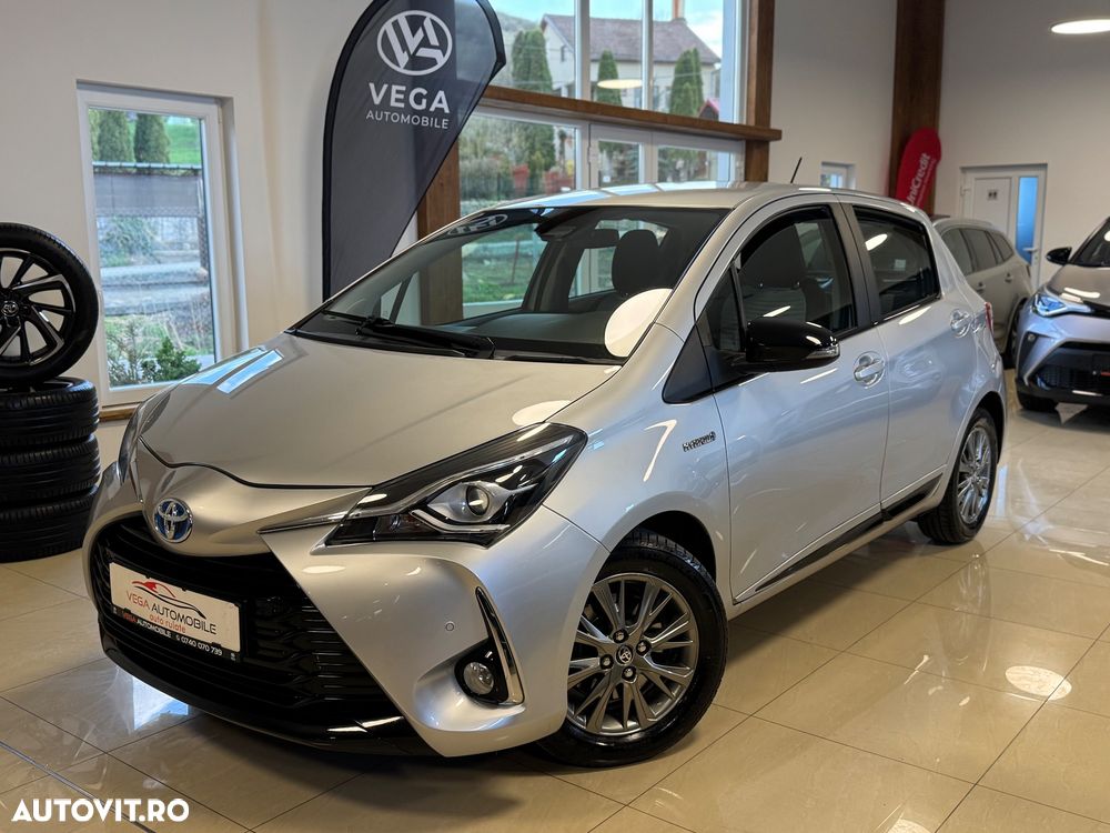 Toyota Yaris 1.5 VVT-i HSD Dynamic - 2