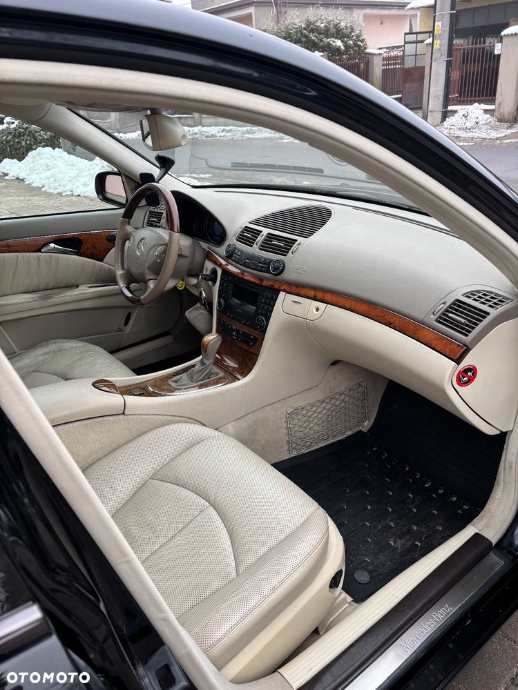 Mercedes-Benz Klasa E - 6