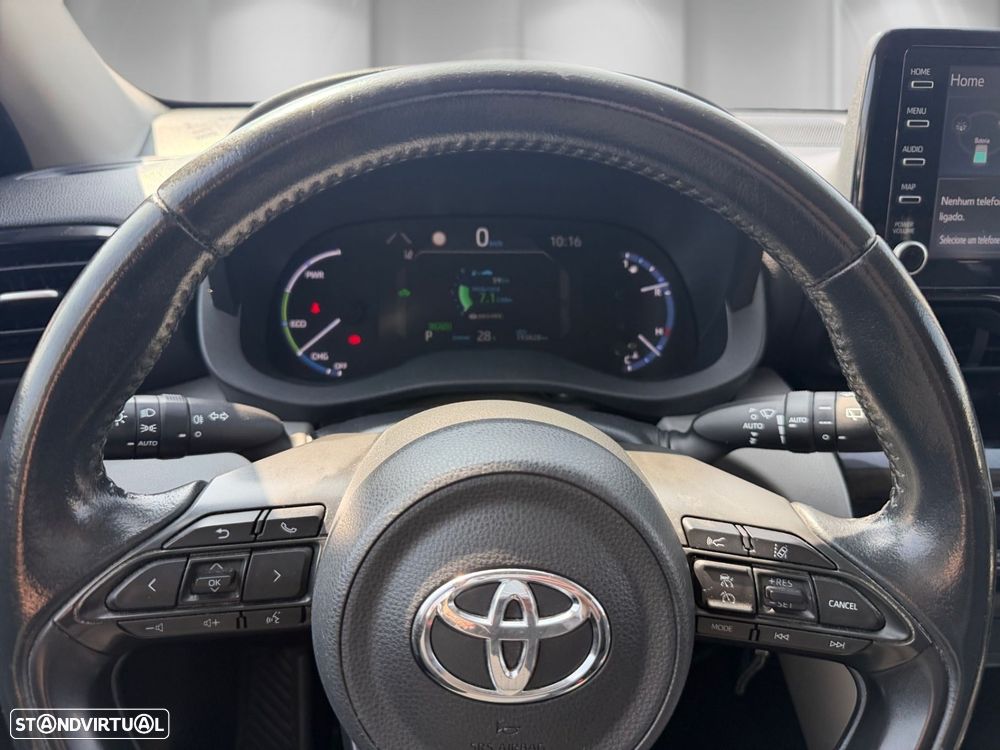 Toyota Yaris Cross 1.5 HDF Comfort Plus AWD - 13