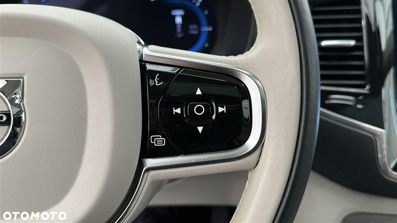Volvo XC 90 T8 AWD Plug-In Hybrid Ultimate Dark 7os - 22