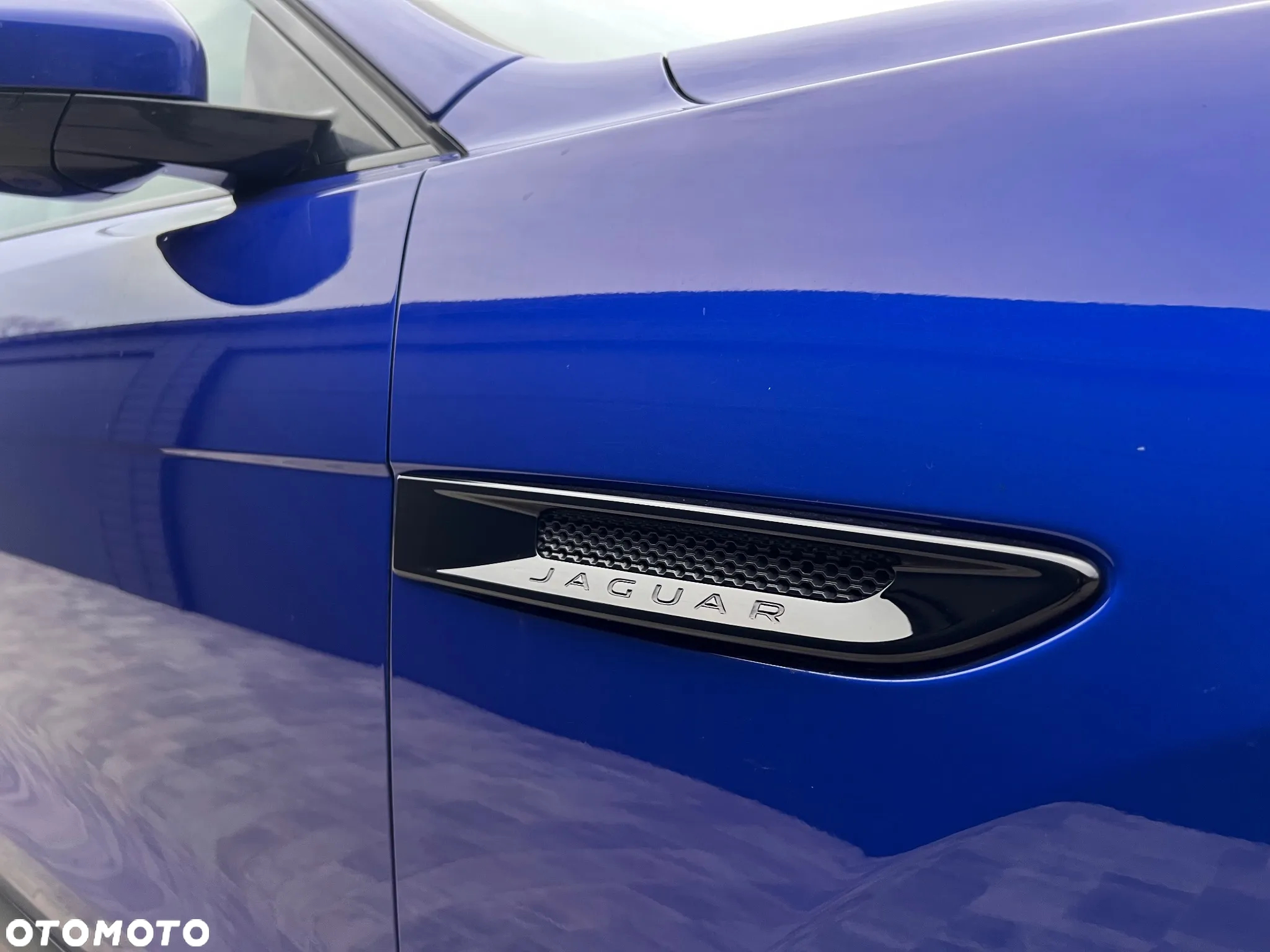 Jaguar F-Pace 25d AWD Portfolio - 6