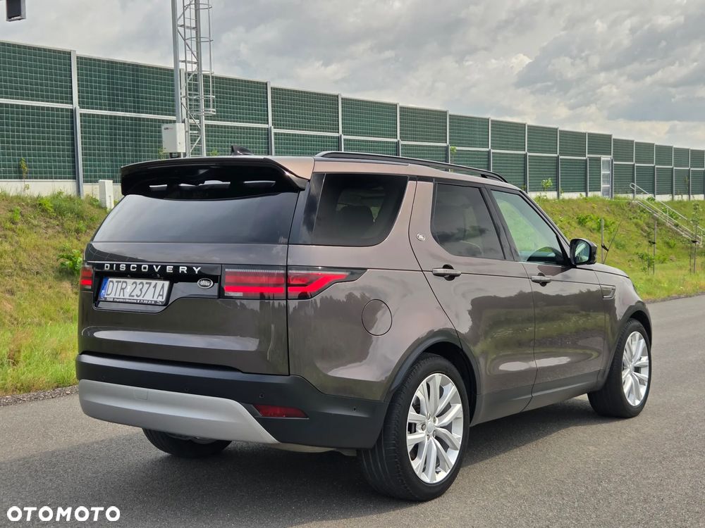 Land Rover Discovery 3.0 D250 mHEV SE - 6