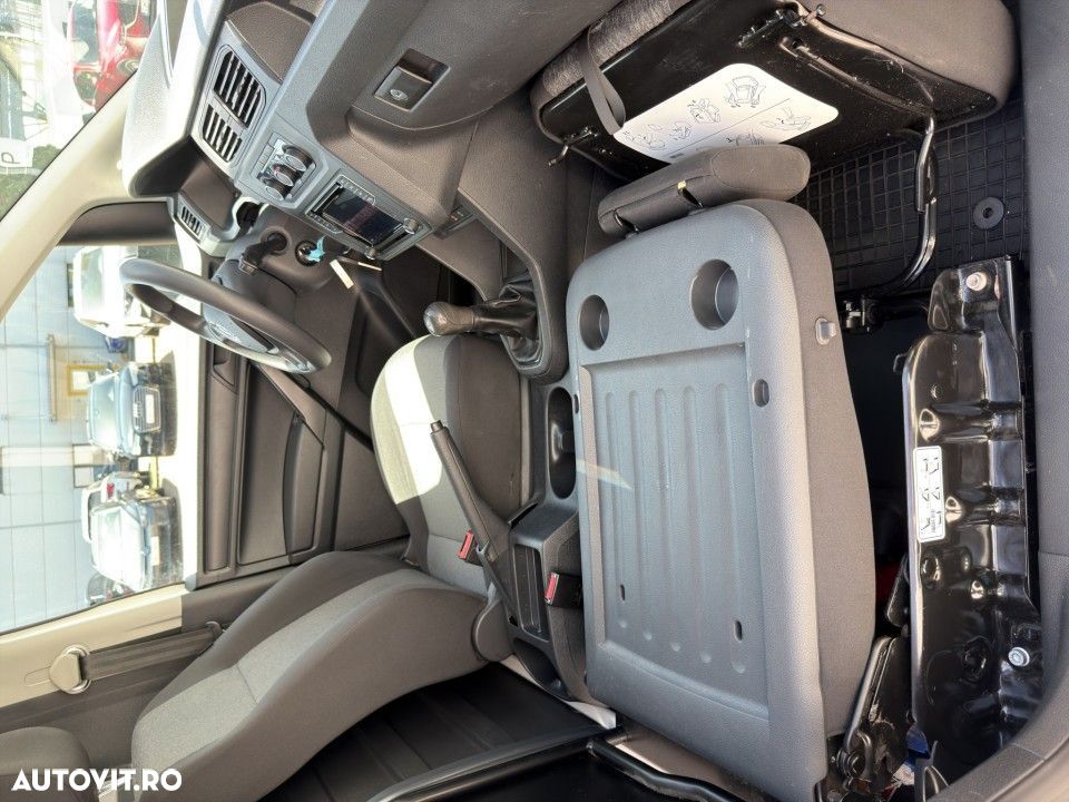 Volkswagen Caddy - 19