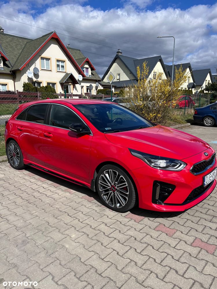 Kia Ceed - 1