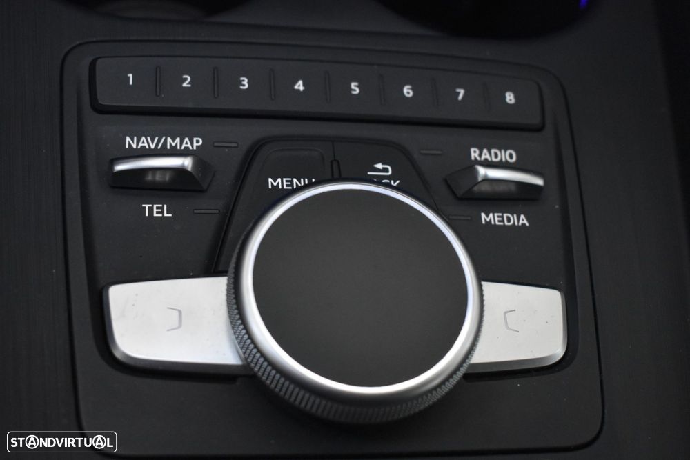 Audi A5 Sportback 2.0 TDI quattro Design S tronic - 36