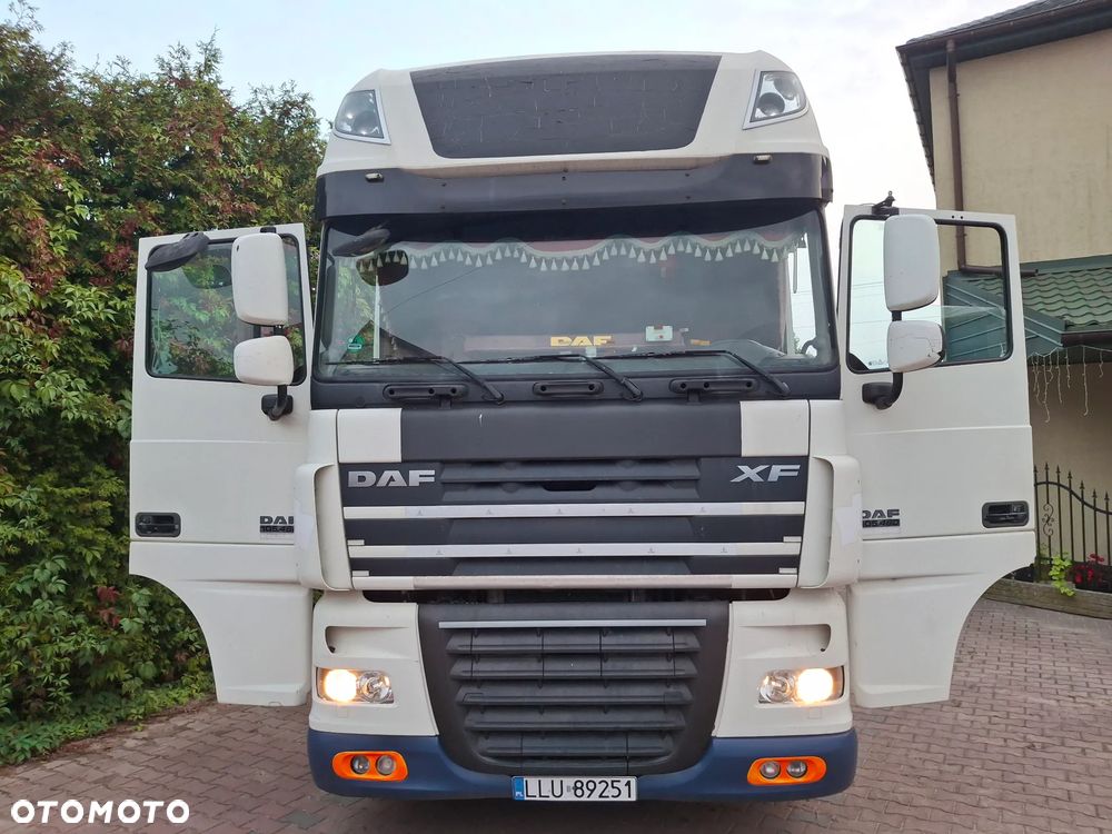 DAF 105 460 - 3