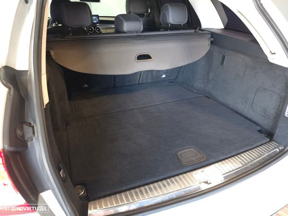 Mercedes-Benz C 200 BlueTEC AMG Line - 22