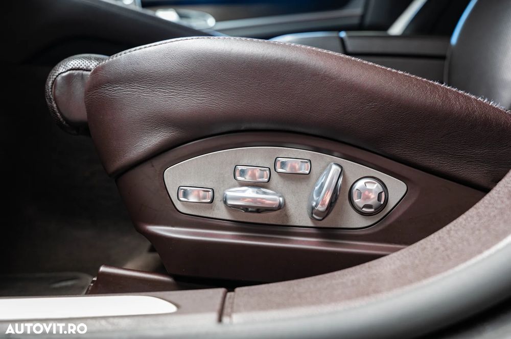 Porsche Panamera 3.0 Tiptronic S - 22