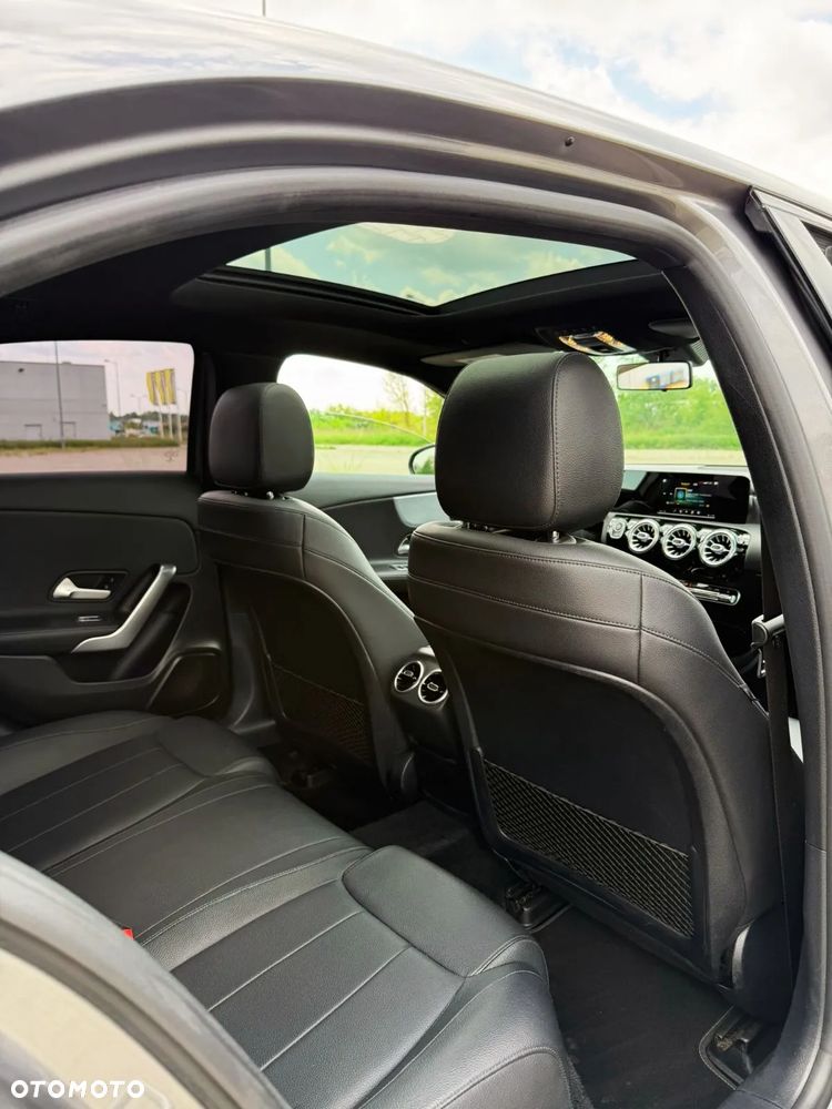 Mercedes-Benz Klasa A 220 4Matic 7G-DCT - 13