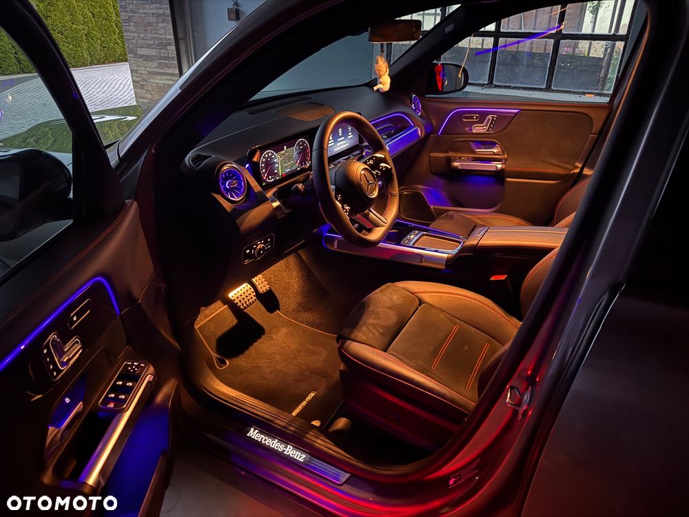 Mercedes-Benz GLB 220 d 4-Matic AMG Line 8G-DCT - 11