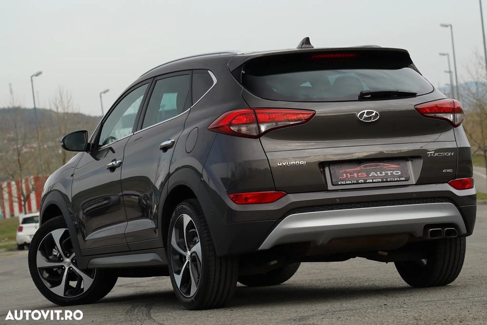 Hyundai Tucson 2.0 CRDI 4WD Automatik Style - 4