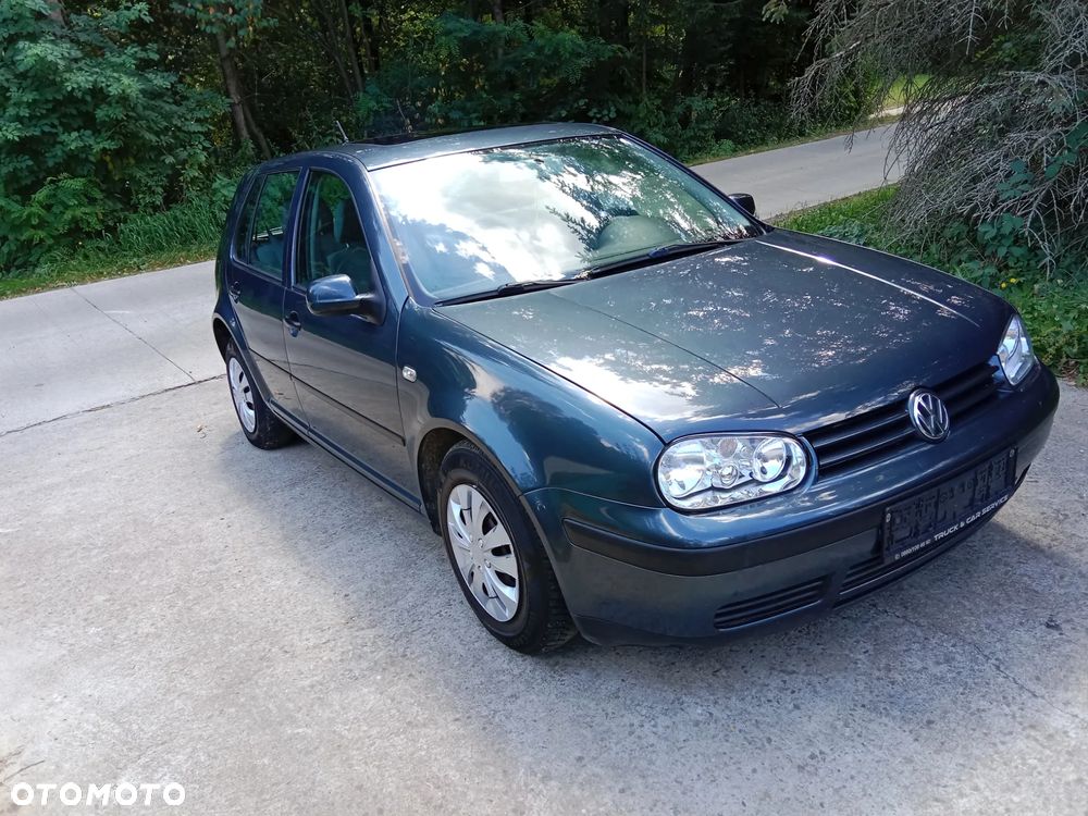 Volkswagen Golf IV 1.6 Basis - 1