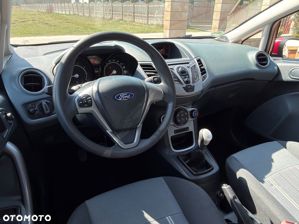Ford Fiesta 1.25 SYNC Edition - 23