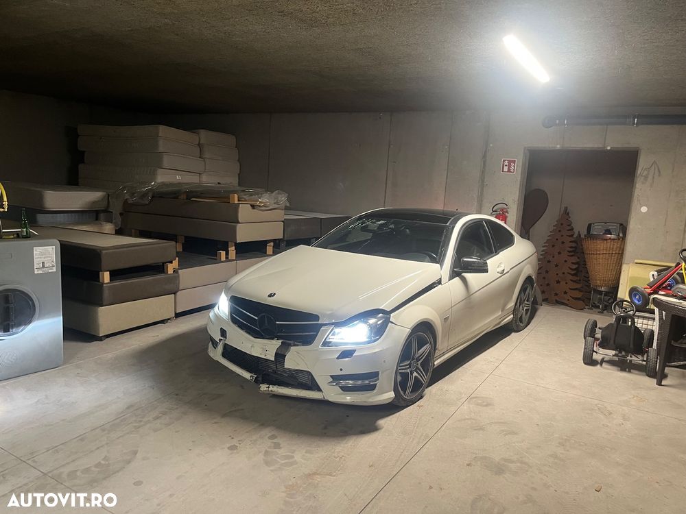 Mercedes-Benz C - 7