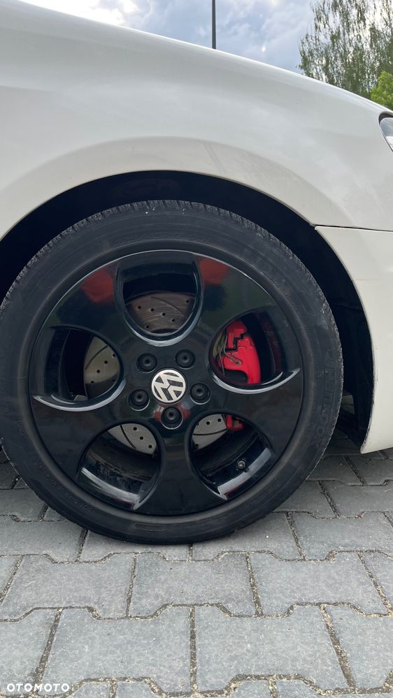 Volkswagen Golf - 11