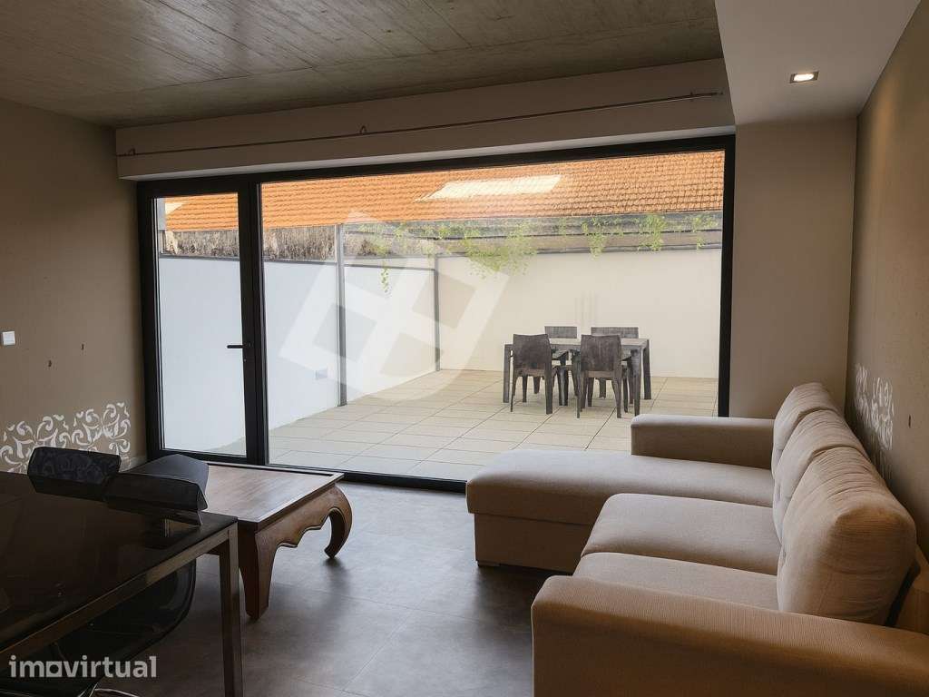 Apartamento T1 com Terraço - Centro de Aveiro - Grande imagem: 3/24