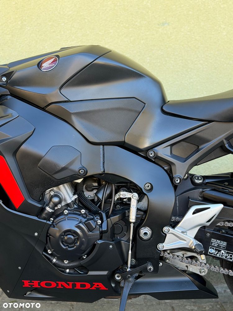 Honda CBR - 25
